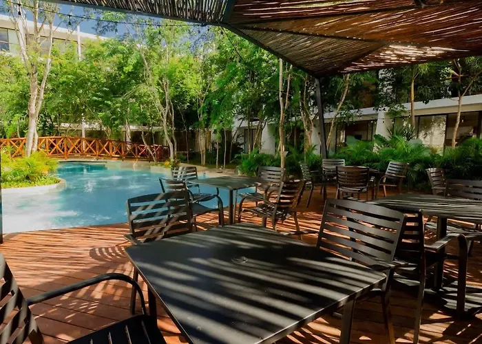 Private Jungle Cool Pool 500 Mbps Wi-fi 3 Bikes King Bed