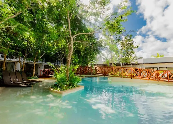 Private Jungle Cool Pool 500 Mbps Wi-fi 3 Bikes King Bed